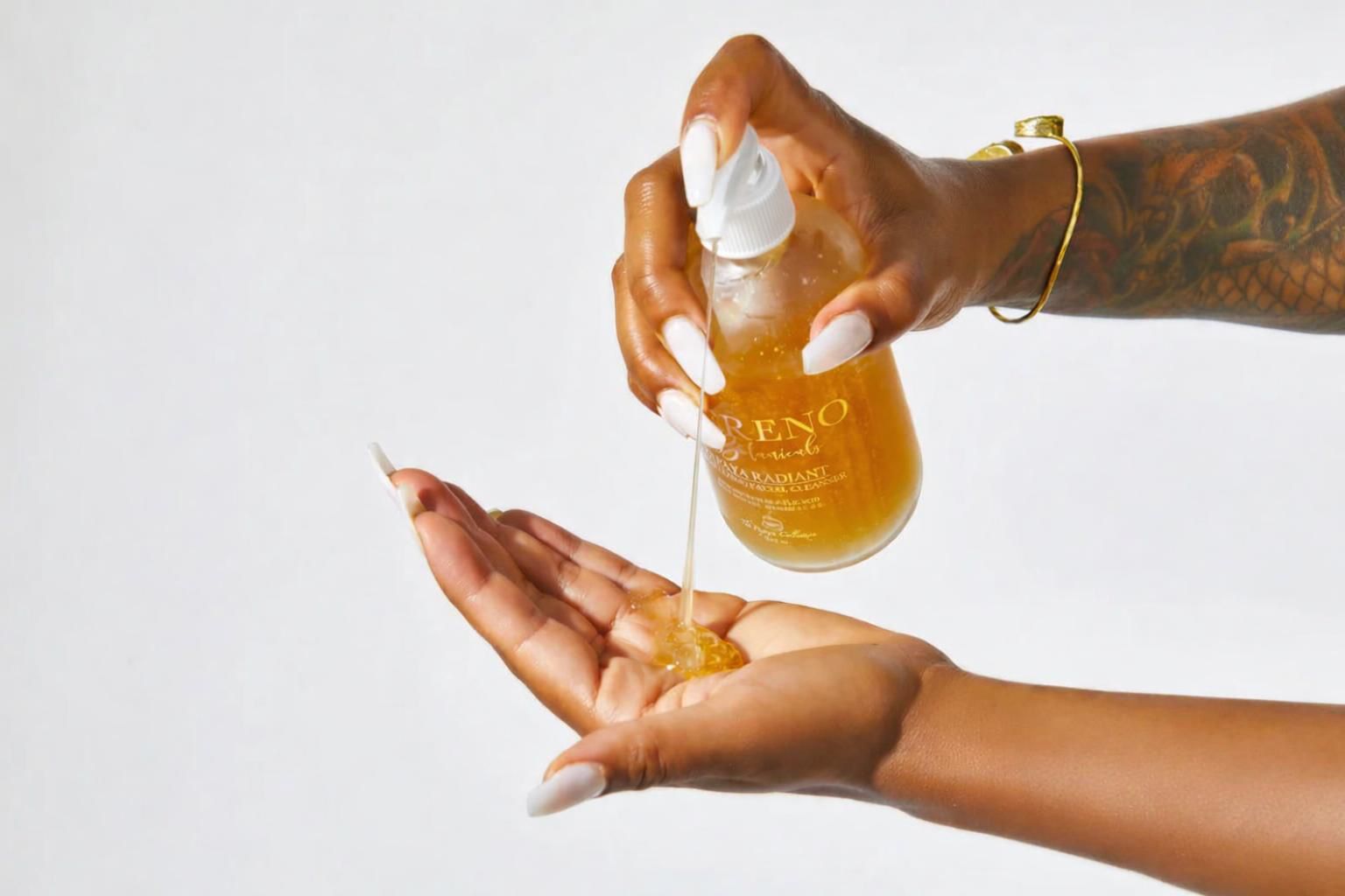 Papaya Radiant Brightening Facial Cleanser, 8oz Glass Bottle: All Natural Cleanser With Willow Bark & Papaya Leaf Extracts - Tereno Botanicals