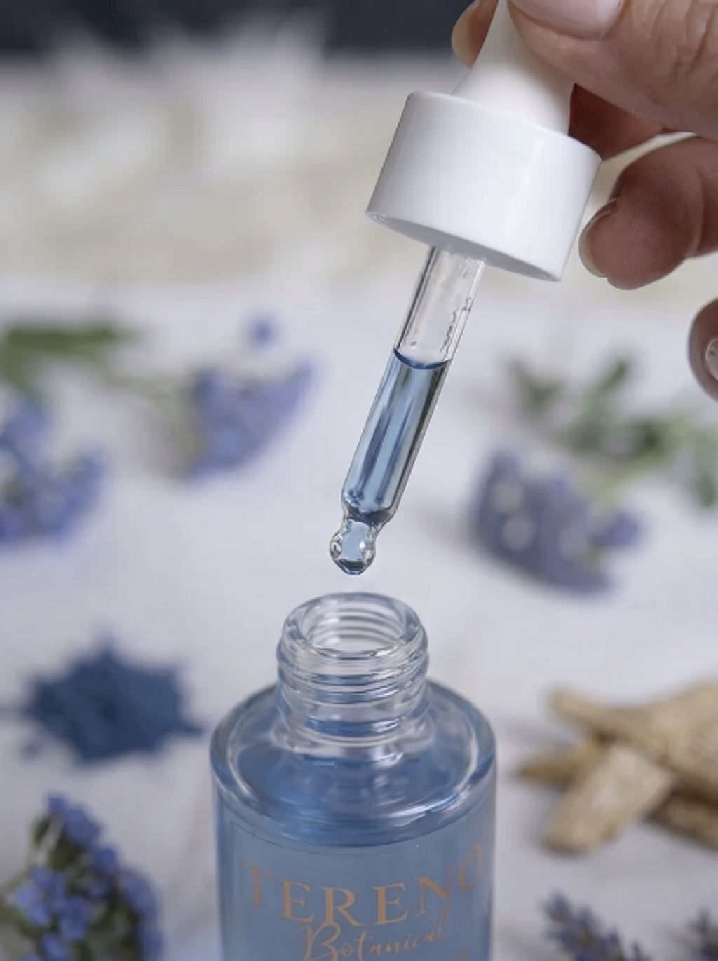 Blue Velvet Facial Oil: All Natural, Anti-inflammatory Moisturizing Oil